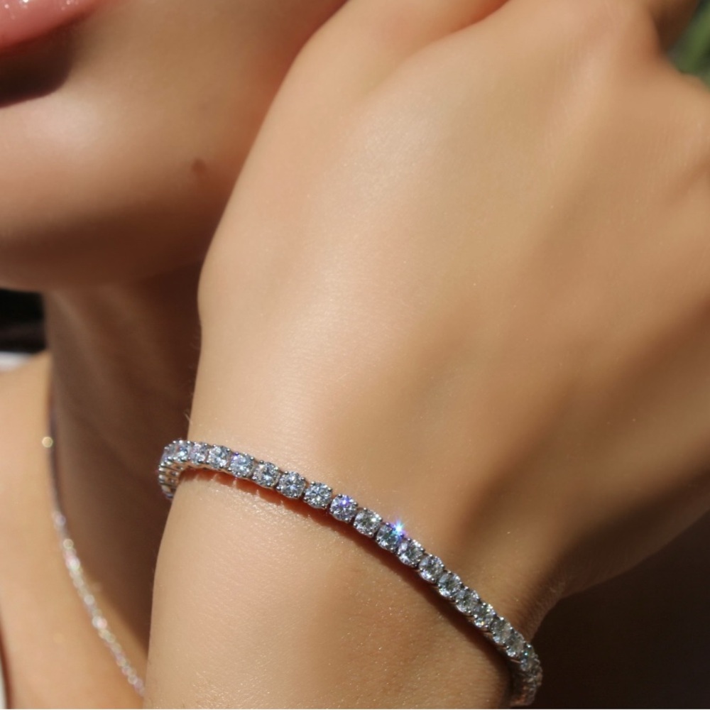 Round Diamond Tennis Bracelet